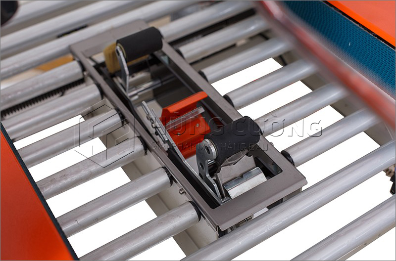 May-dan-bang-dinh-thung-carton-dqfxz-5050s (8)