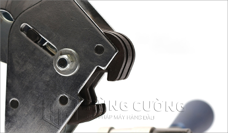 Dung-cu-dai-day-nhua-thu-cong (10)