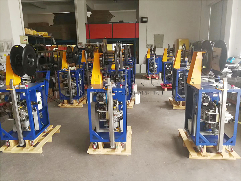 May-dai-pallet-tu-dong (6)