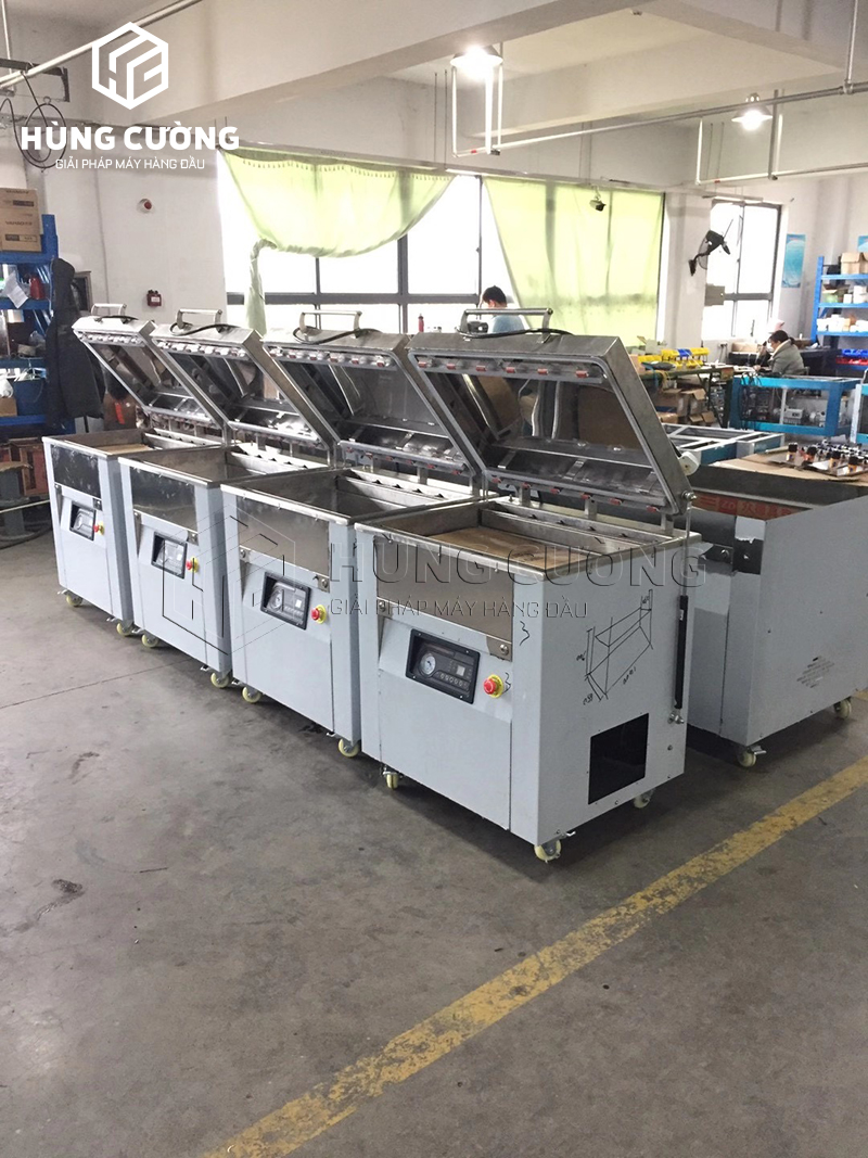 May-dong-goi-hut-chan-khong-1-buong-dz-700t (9)