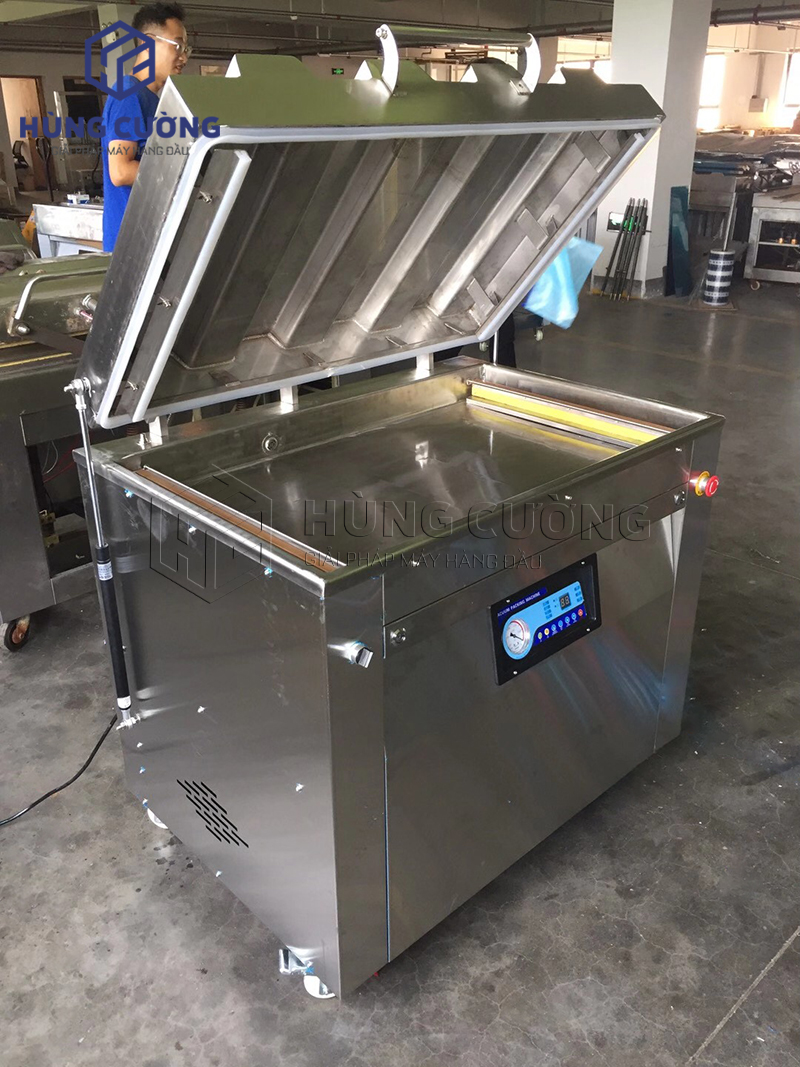 May-dong-goi-hut-chan-khong-mot-buong-dz-800t (1)