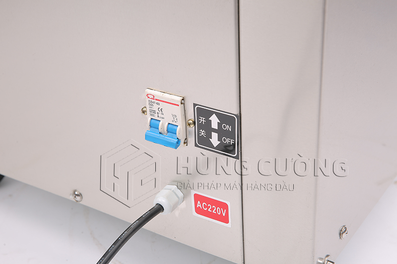 May-dong-goi-hut-chan-khong-chuan-duoqi-dz-450 (12)