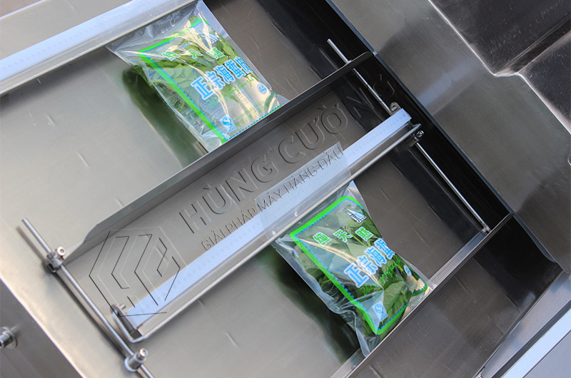 May-dong-goi-hut-chan-khong-2-buong-nghieng-dz-500k  (1)