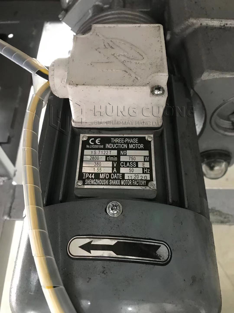 May-dong-goi-hut-chan-khong-2-buong-nghieng-dz-500k  (2)