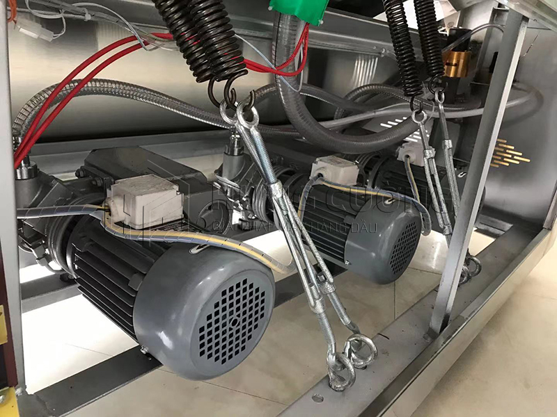 May-dong-goi-hut-chan-khong-2-buong-nghieng-dz-500k  (3)