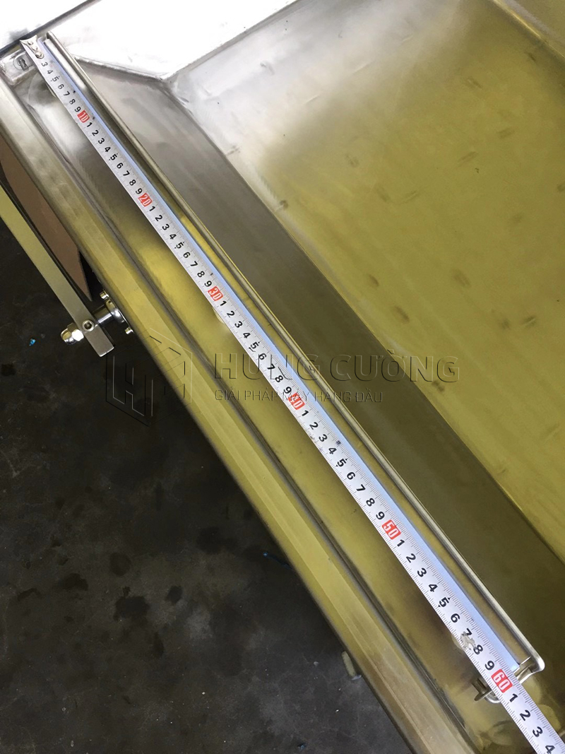 May-dong-goi-hut-chan-khong-dz-600-2-sc (10)