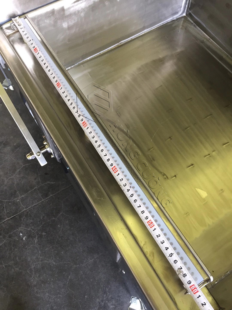 May-dong-goi-hut-chan-khong-dz-600-2-sc (3)