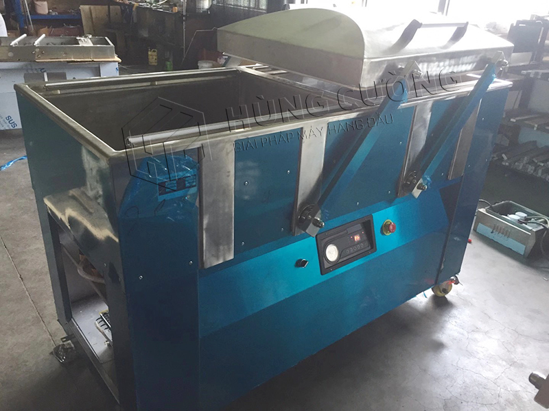 May-dong-goi-hut-chan-khong-dz-700-2sc (2)