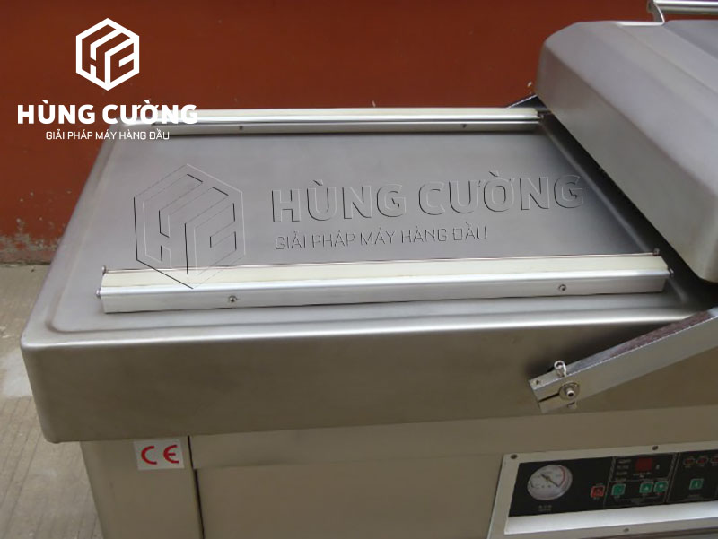 May-dong-goi-hut-chan-khong-dz-500-sb (8)