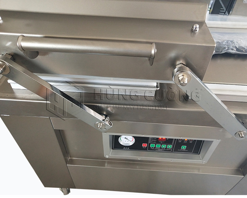 May-dong-goi-hut-chan-khong-gia-tot-dzd-400-2sa (6)