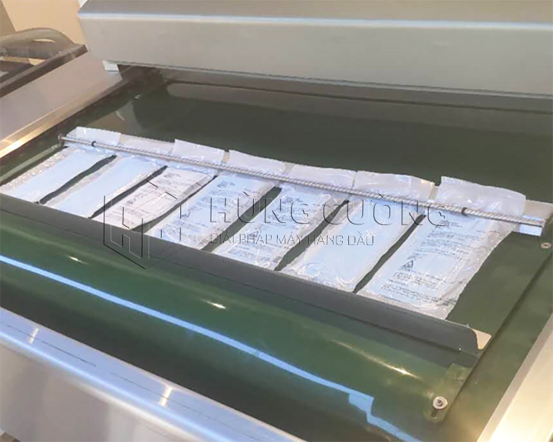 May-dong-goi-hut-chan-khong-lien-tuc-dz-1000 (17)