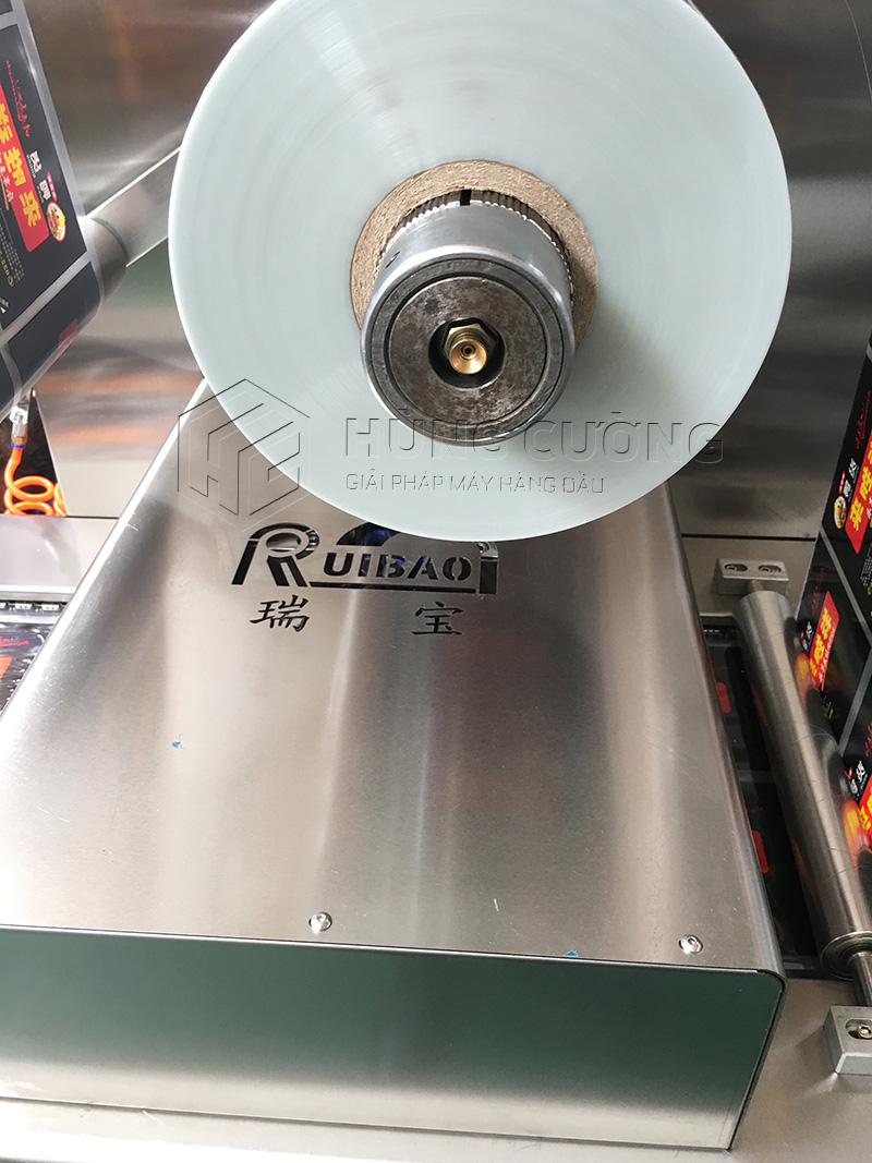 May-dong-goi-hut-chan-khong-dinh-hinh-khay-thuc-pham (11)