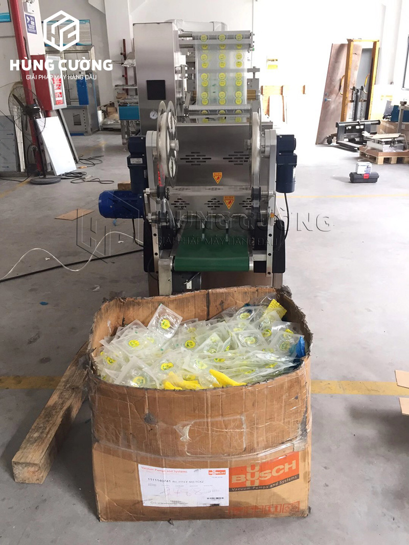 May-dong-goi-hut-chan-khong-nhiet-dinh-hinh-trai-cay (4)