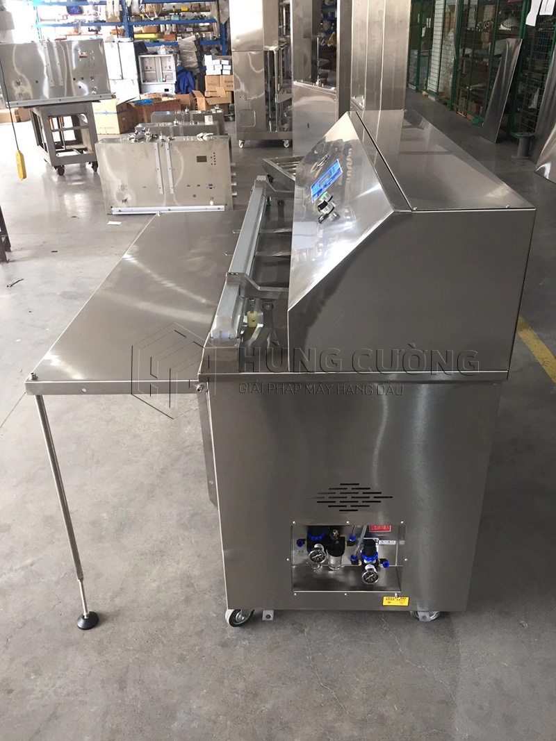 May-dong-goi-hut-chan-khong-voi-ngoai-chan-cao-1200 mm (4)