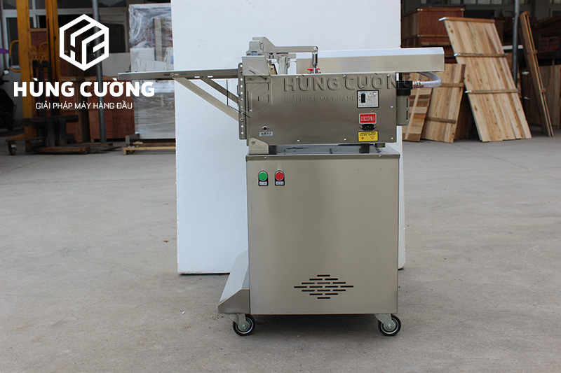 May-dong-goi-hut-chan-khong-voi-ngoai-chan-cao-dzq-450-ot (5)