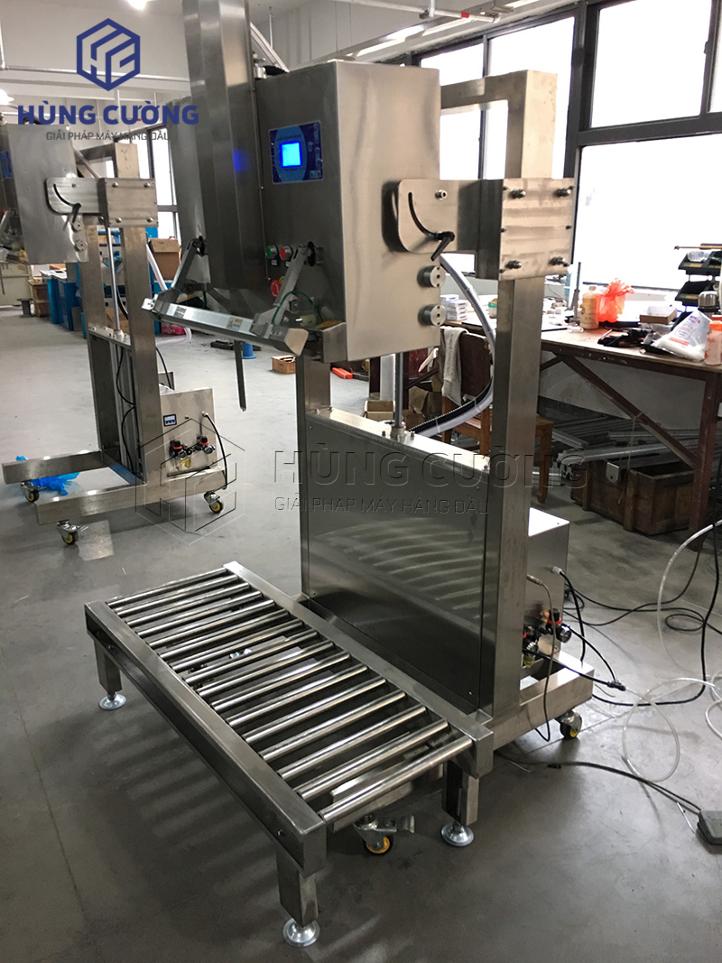 May-dong-goi-hut-chan-khong-nang-ha-dau-may-dzq-700-ol  (7)