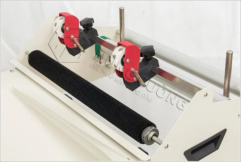 May-cat-han-kin-mang-co-hinh-chu-l-chan-cao-dfqc-450 (4)