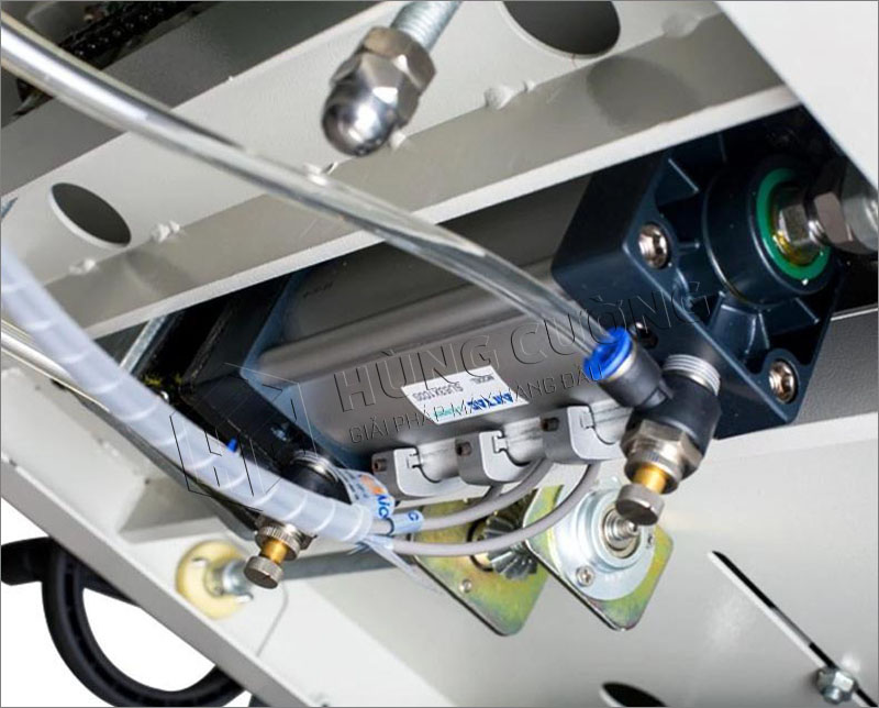 May-cat-han-kin-mang-co-hinh-chu-l-chan-cao-dfqc-450 (8)