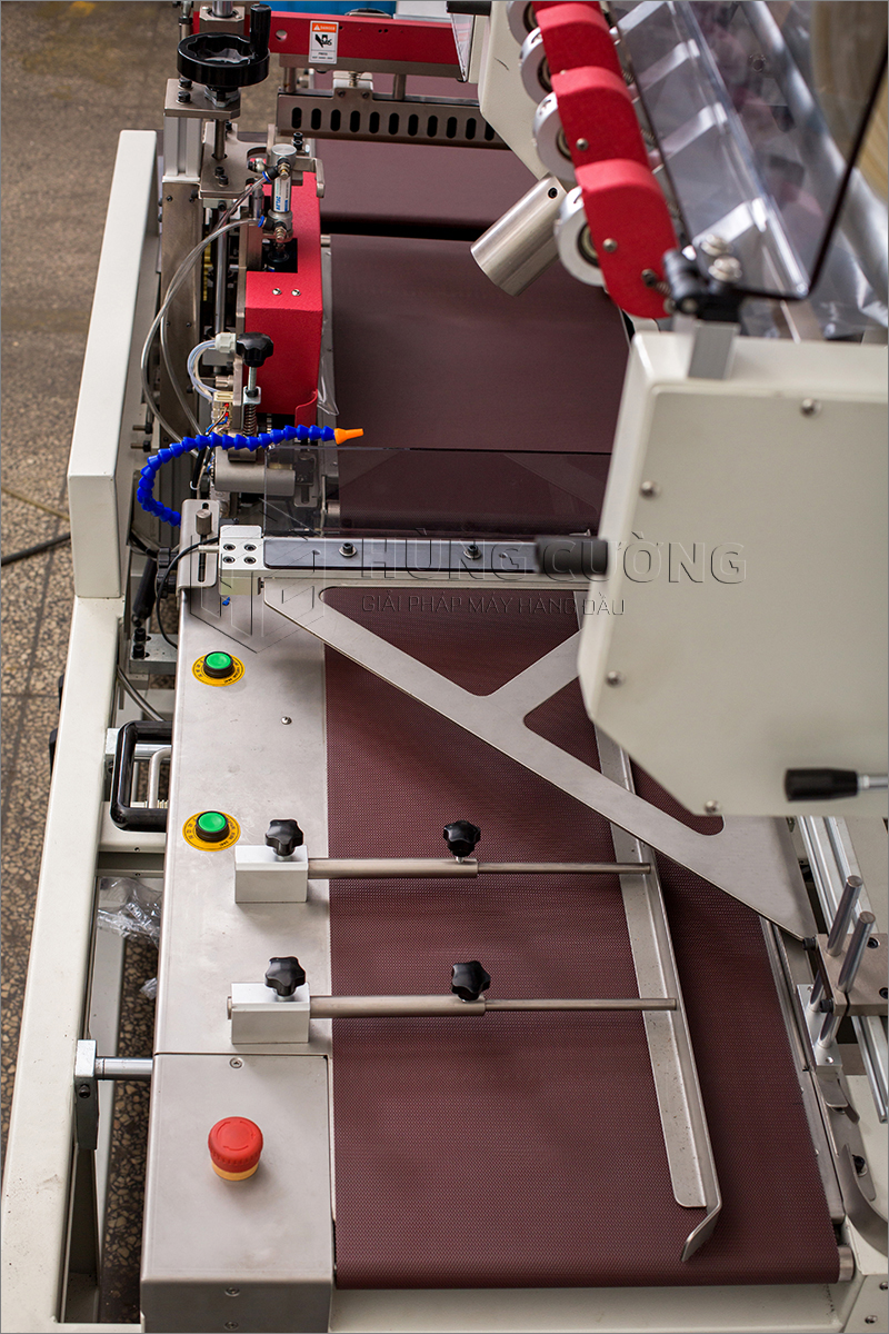 May-cat-han-kin-mang-co-hinh-chu-l-tu-dong-dql-4518 (5)