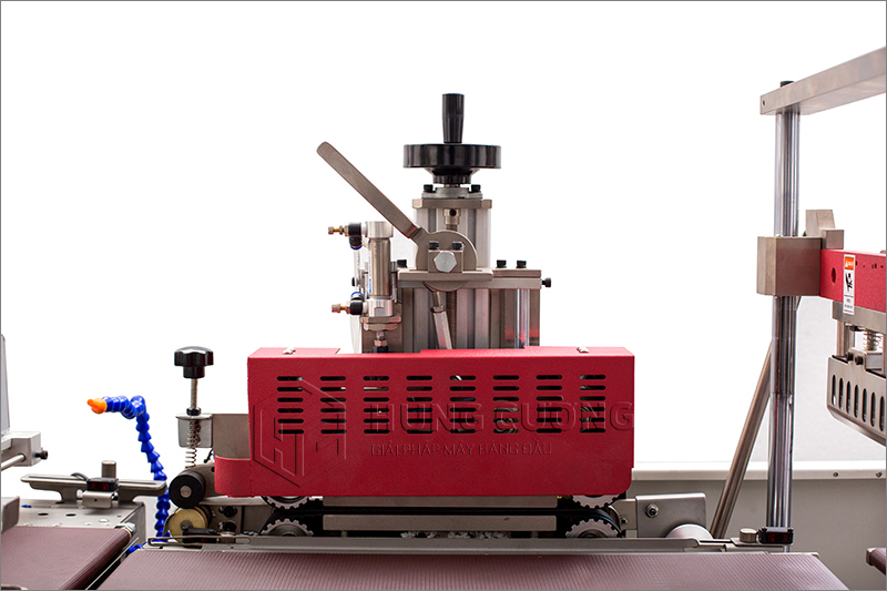 May-cat-han-kin-mang-co-hinh-chu-l-tu-dong-dql-4518 (9)