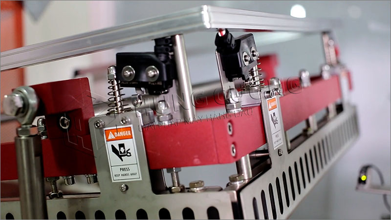 Day-chuyen-dong-goi-mang-co-lien-tuc-dql-4518-bse-4520a  (9)