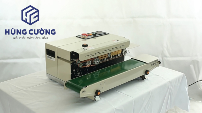 May-han-mieng-tui-lien-tuc-fr-900L-phun-son (15)