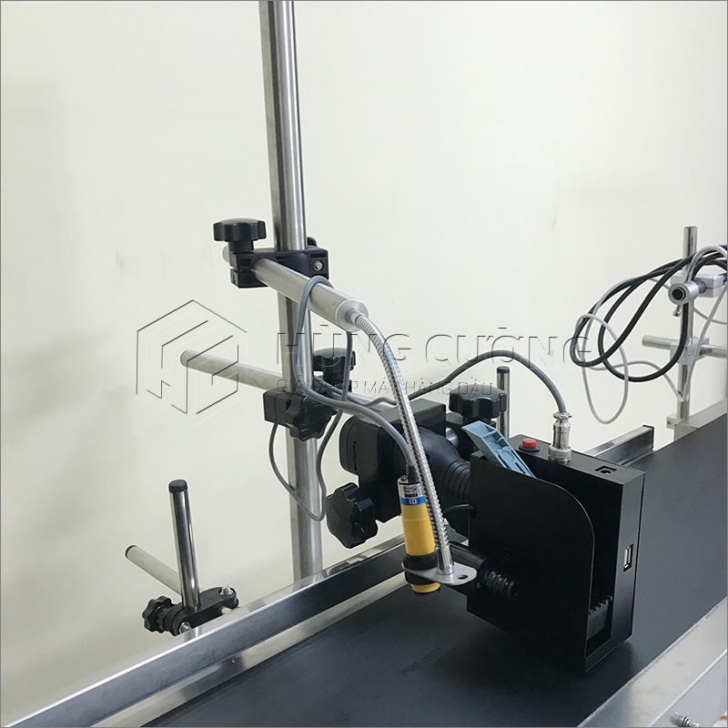 7. Bang-tai-in-date-inox-2mx0.2m