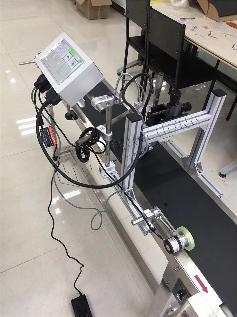 9. May-in-phun-nhiet-tu-dong-hc21