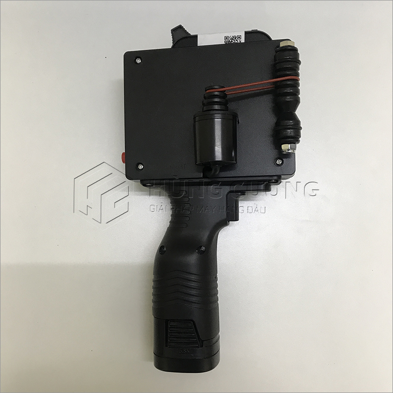 10. May-in-phun-ky-tu-size-lon-cam-tay-t3