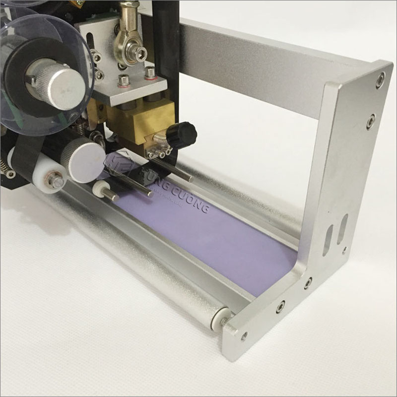 3. May-in-date-lap-dat-tren-may-dong-goi-hp-241k