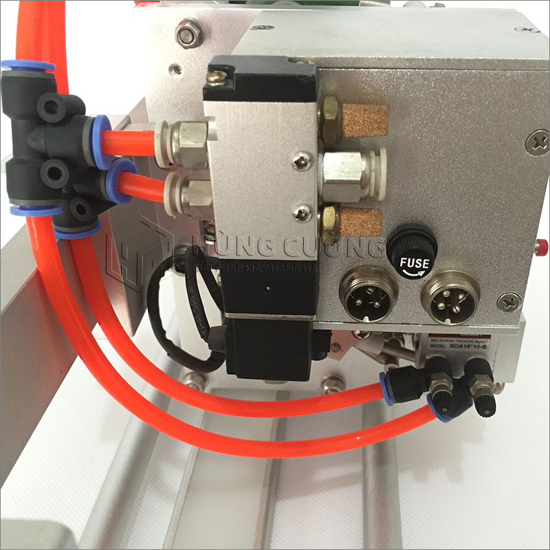 11. May-in-date-toc-do-cao-lap-dat-tren-may-dong-goi-hp-330