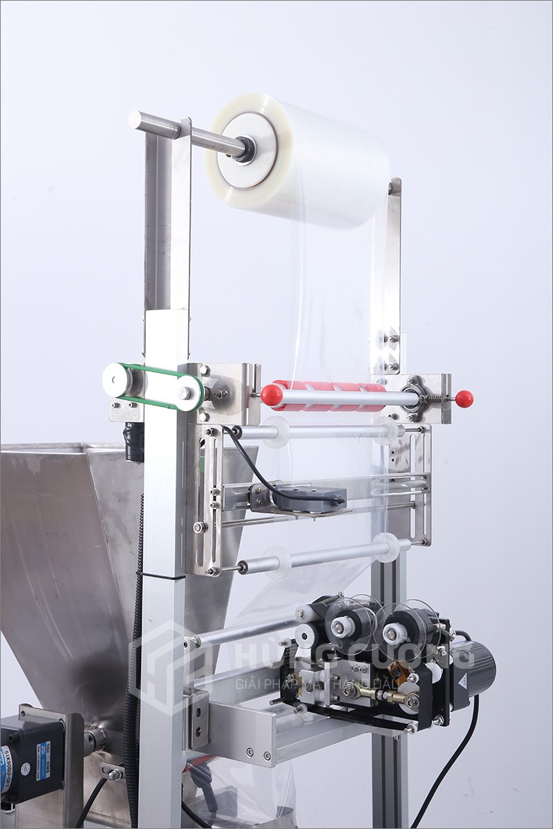 8. May-dong-goi-bot-dung-truc-vit-phs1500plc 