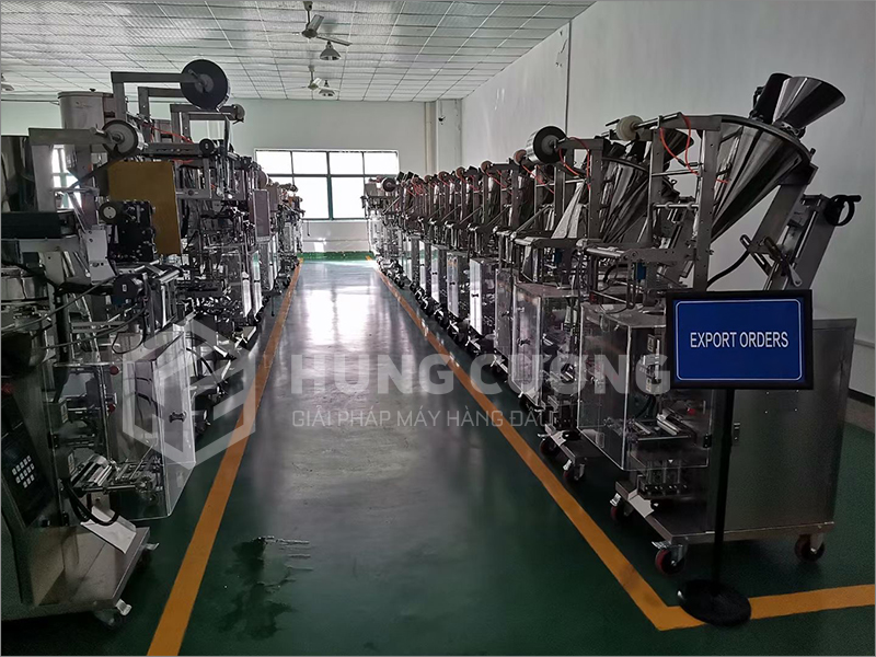 18. May-dong-goi-bot-trcu-vit-chat-luong-cao-plc 