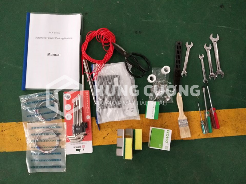 9. May-dong-goi-bot-dung-truc-vit-chat-luong-cao-tui-bo-tron-goc 