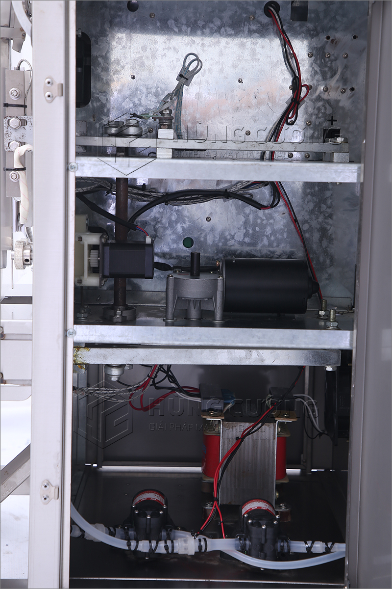 5. May-dong-goi-dang-long-ls300 