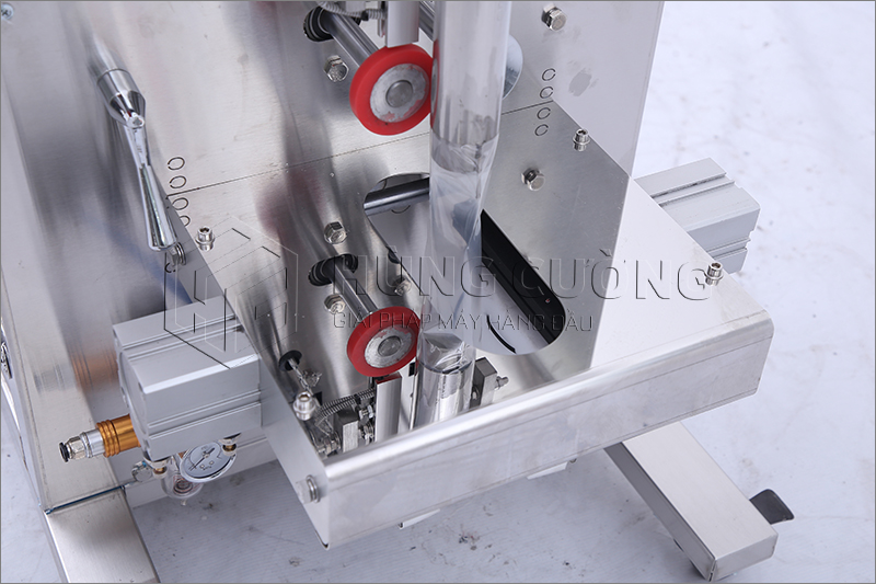 May-dong-goi-dang-long-ls300 (17)