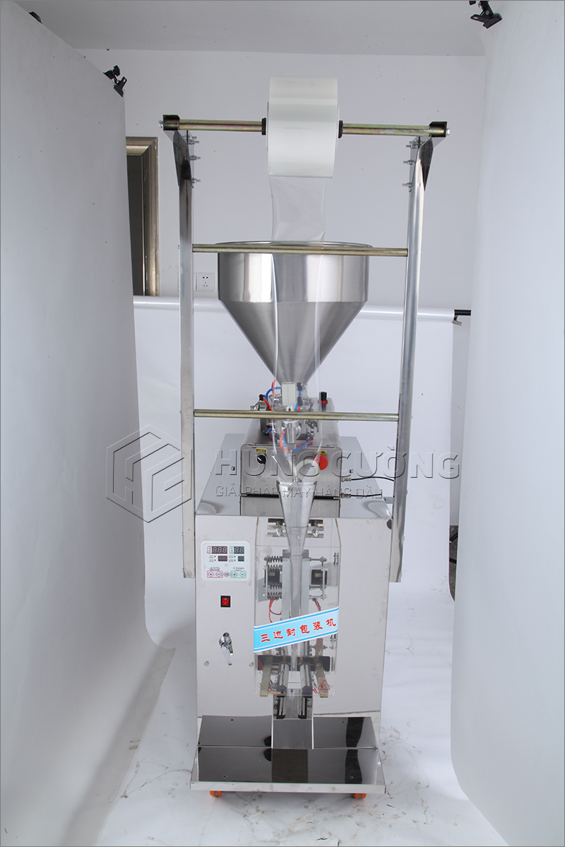 4. May-dong-goi-dang-set-sot-gia-vi-qgs-20-bong-dung 