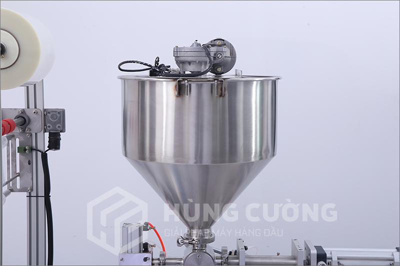 11. May-dong-goi-dang-set-sot-gia-vi-lzly-1 