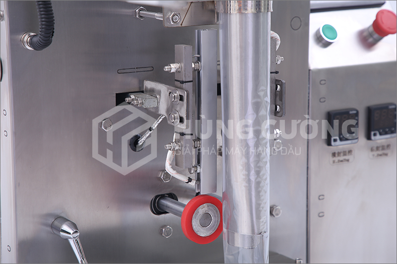 May-dong-goi-dang-set-sot-gia-vi-lzr-1 (16)