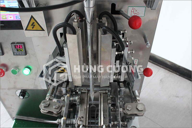 10. May-dong-goi-dich-dac-sot-gia-vi-plc 