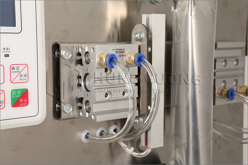 6. May-dong-goi-hat-dung-can-dinh-luong-2ts20 