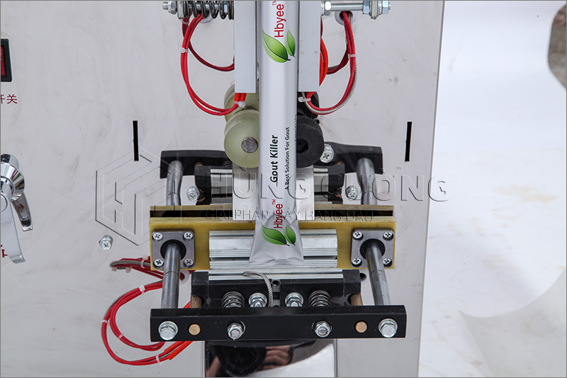 May-dong-goi-hat-dung-can-dinh-luong-s30-tui-dan-lung (2)