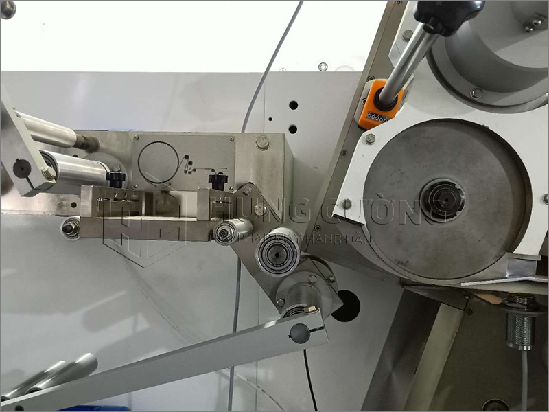 5. May-dong-goi-tra-tui-loc-kep-toc-do-cao-dxdc10