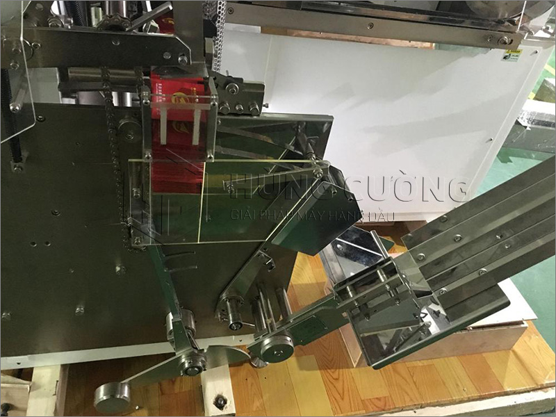 7. May-dong-goi-tra-tui-loc-toc-do-cao-dxdc8iv