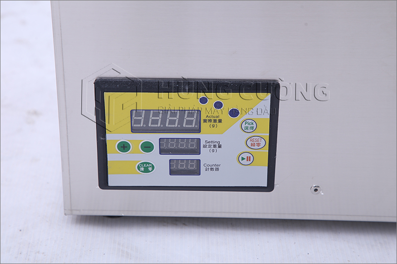 May-can-dinh-luong-hat-U100 (12)