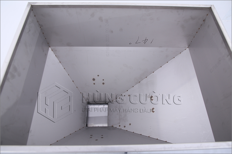 7. May-can-dinh-luong-hcu1025k