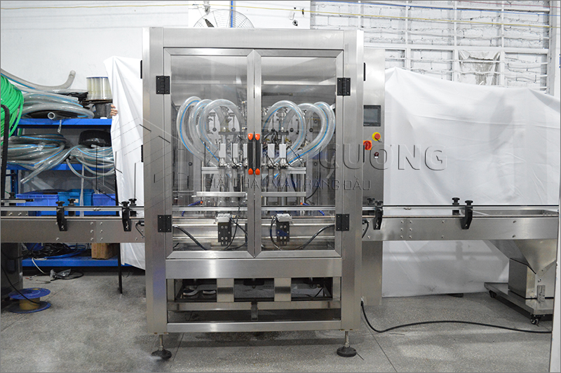 3. May-chiet-rot-bom-piston-tu-dong-6-dau-chiet